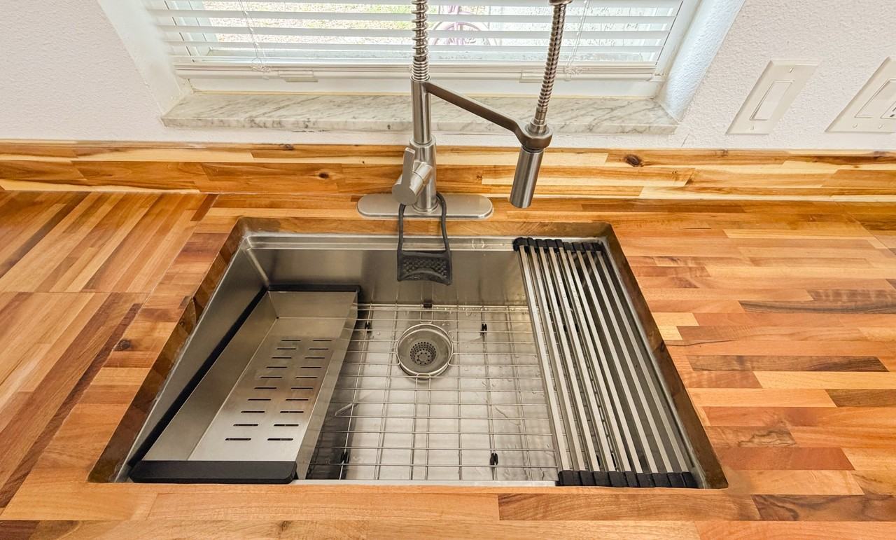1320 1st Ave Nw - Photo 4 of 19