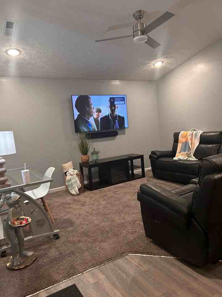 6915 Mearl Ave - Photo 3 of 12