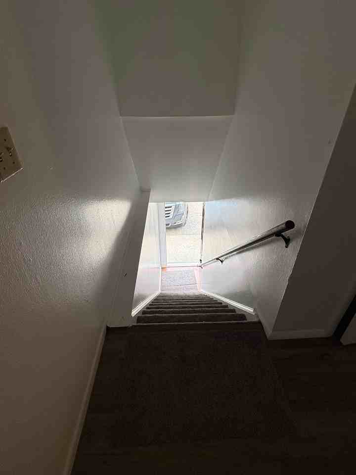 505 S Poplar St #1 - Photo 5 of 11