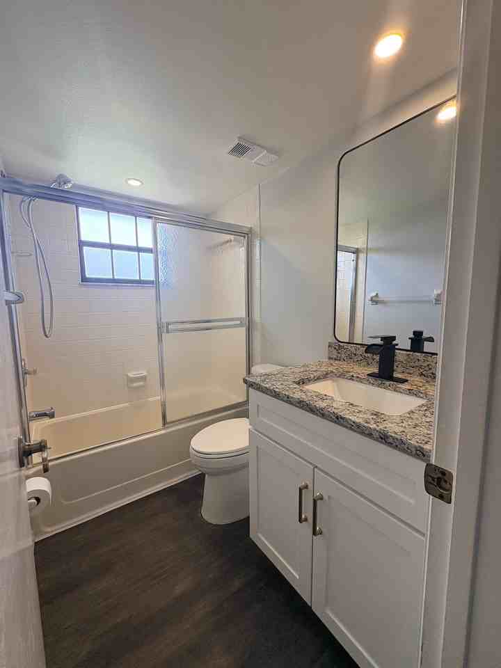 19505 Quesada Ave - Photo 7 of 8