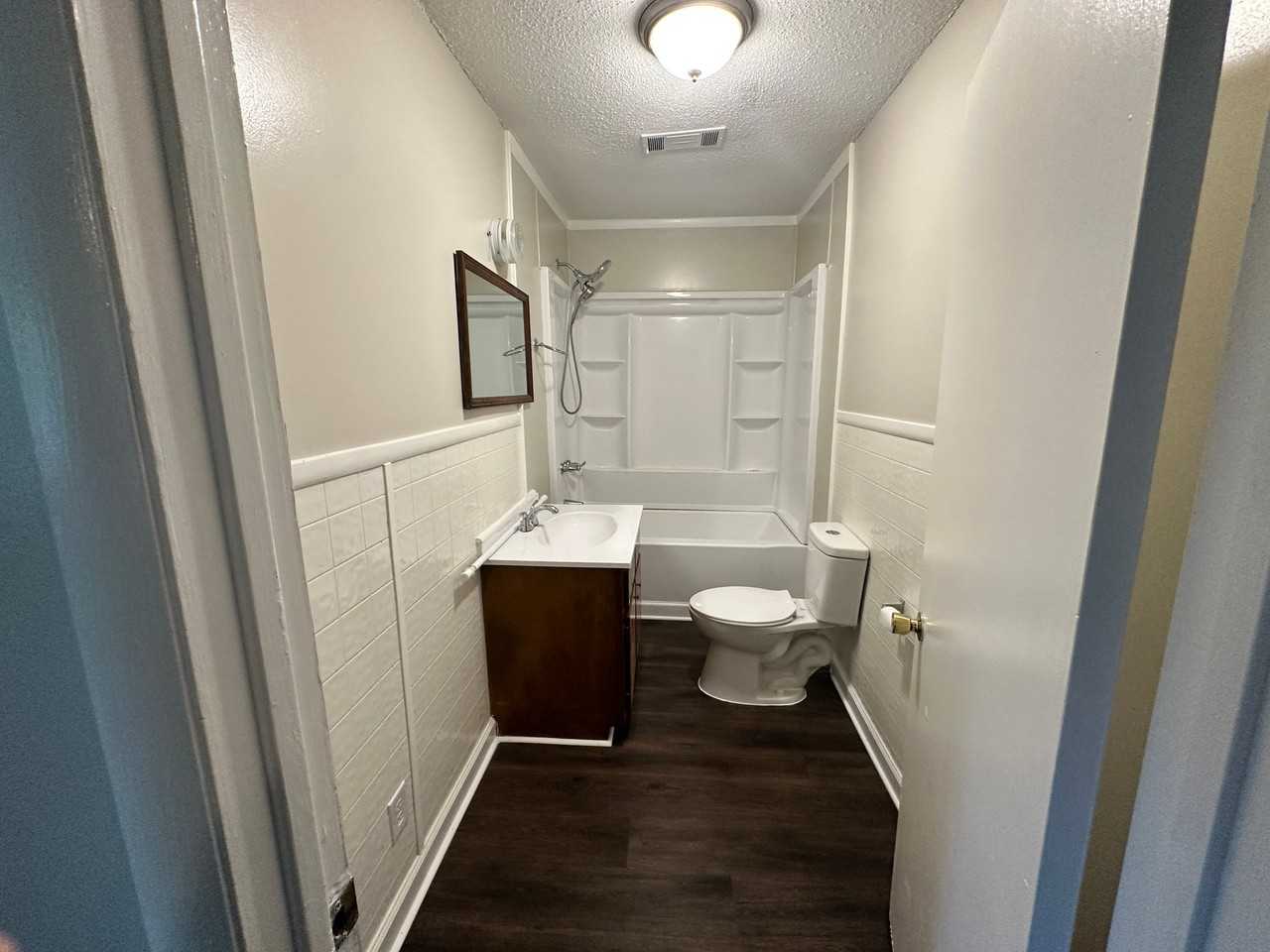 69 Monroe Ave - Photo 6 of 10