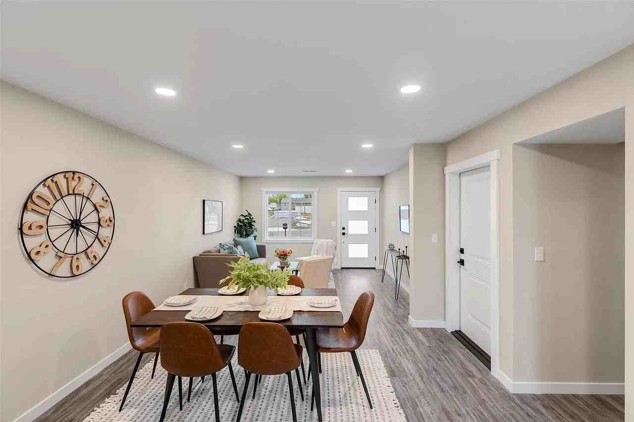 2506 Castle Pines Dr - Photo 2 of 20