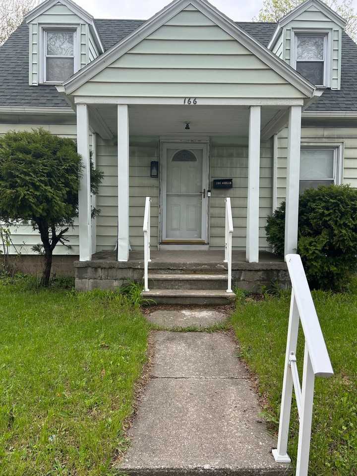 166 Scottsville Rd - Photo 2 of 12