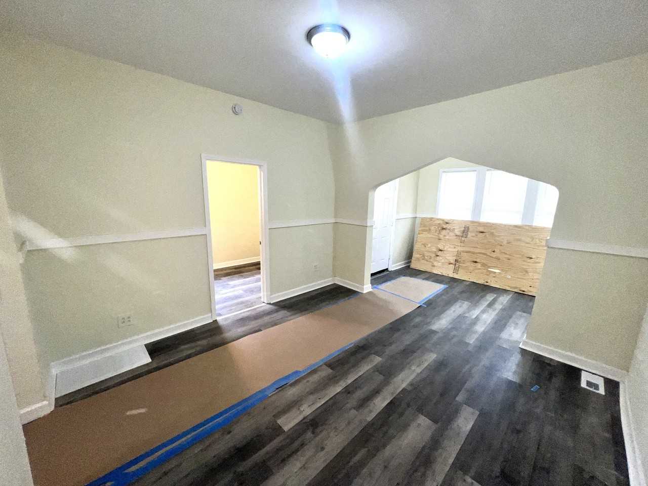1233 W 71st Pl - Photo 3 of 20
