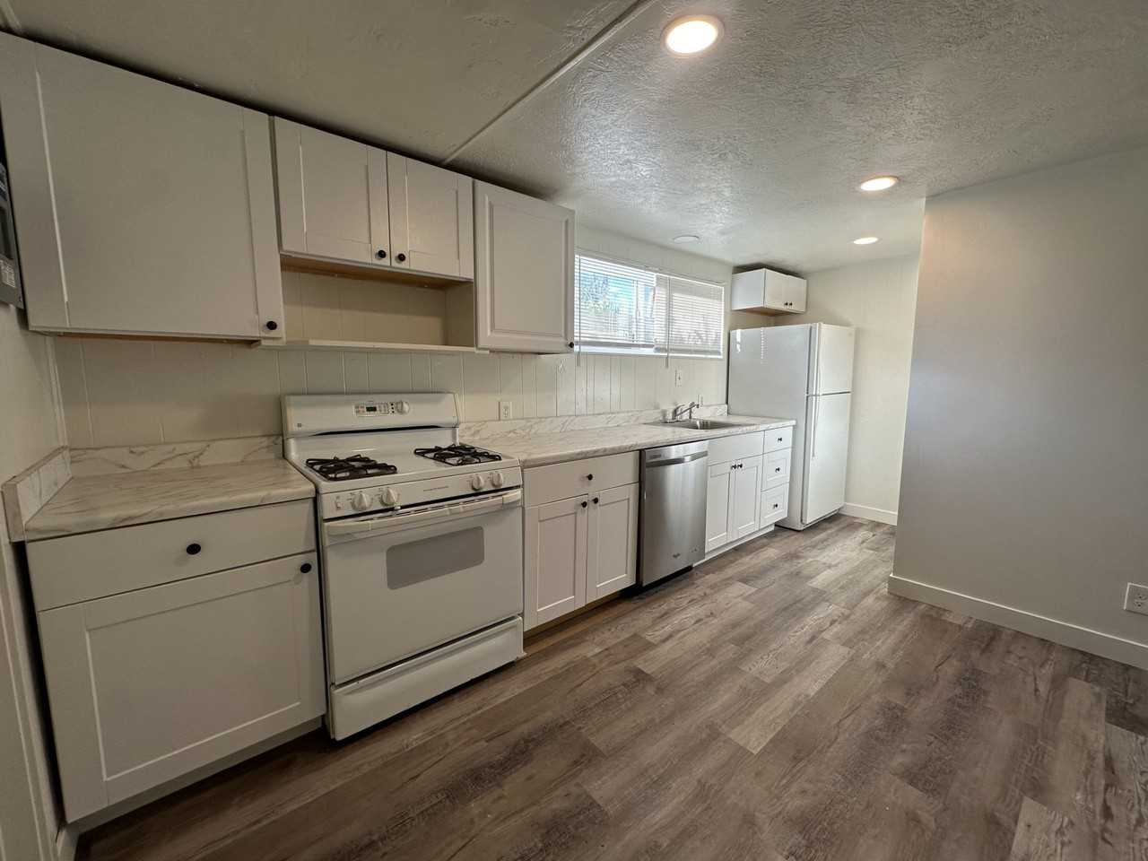 3440 S St #23 - Photo 2 of 3