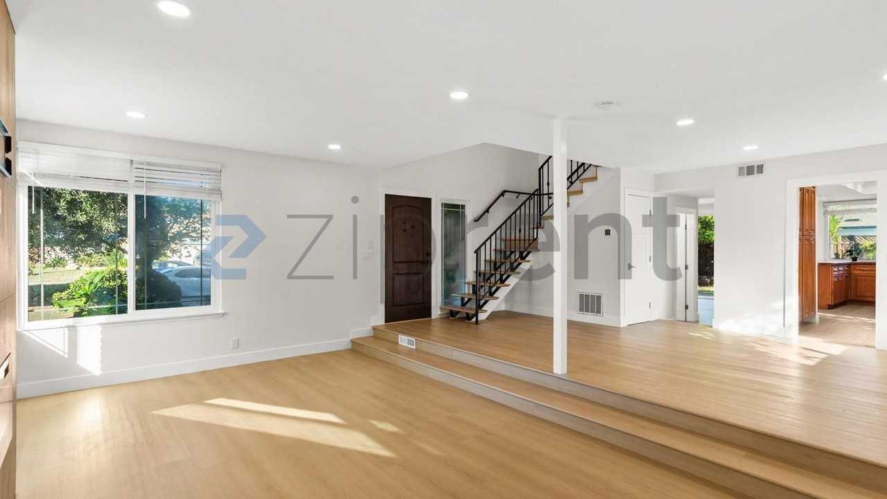 5369 Entrada Cedros - Photo 4 of 36