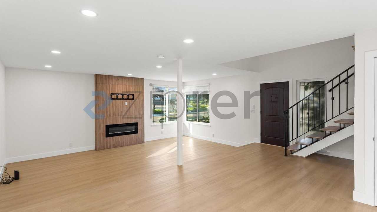 5369 Entrada Cedros - Photo 5 of 36