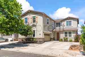 featured image of 979 Princess Way