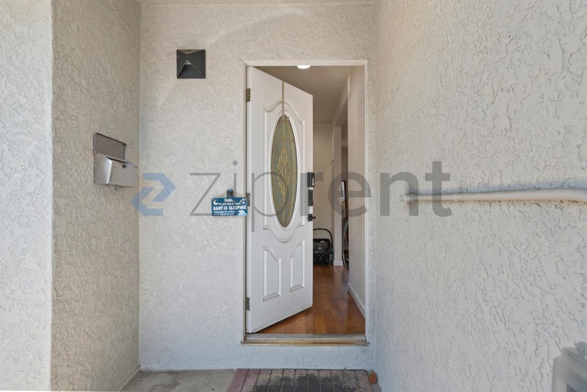 6426 Cedar Blvd - Photo 2 of 27