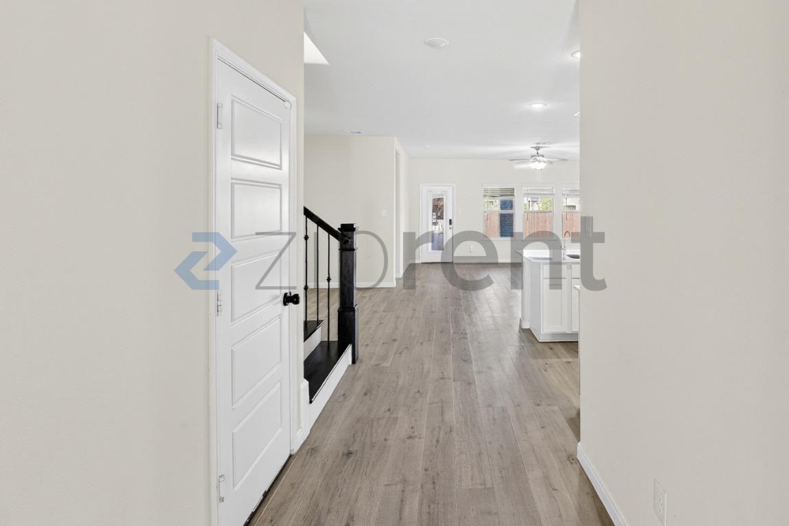 13400 Manuel Dr - Photo 5 of 37