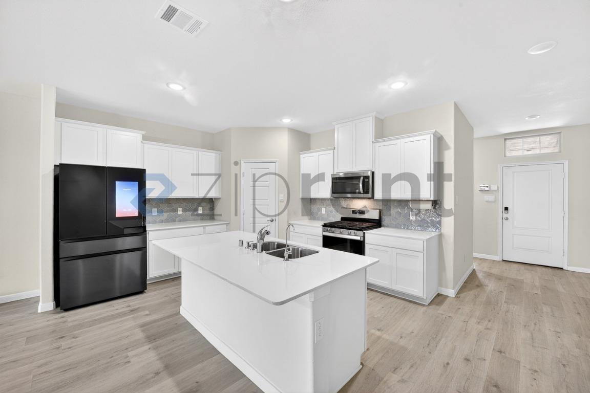 13400 Manuel Dr - Photo 7 of 37