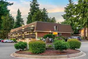 featured image of 15309 Ne 13th Pl