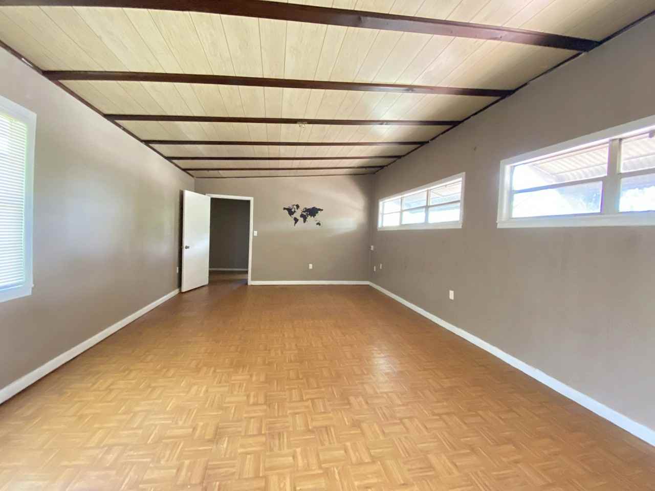 1008 Meadows Avenue, Unit C - Photo 3 of 13