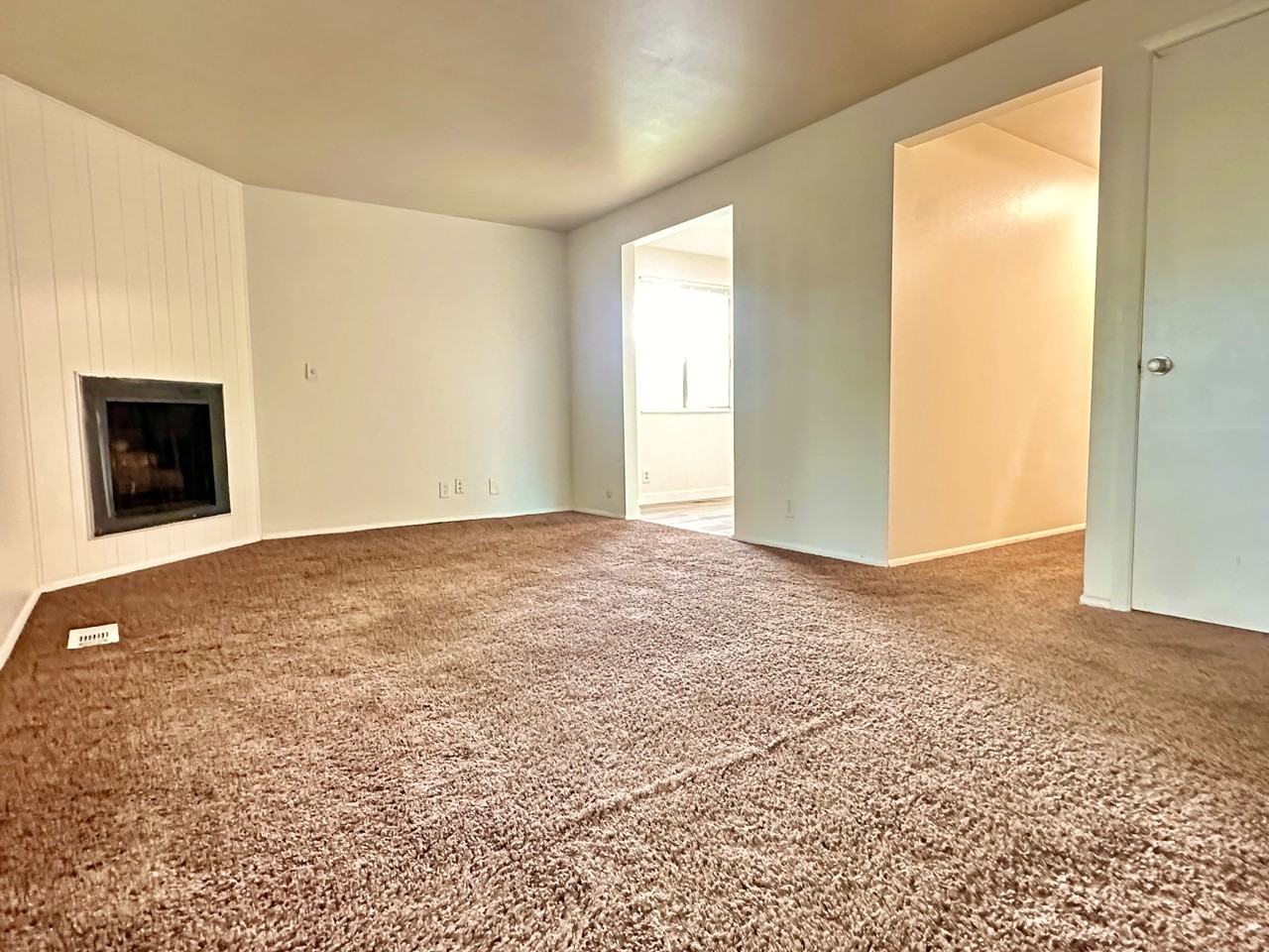 2175 South 300 East - Photo 3 of 17