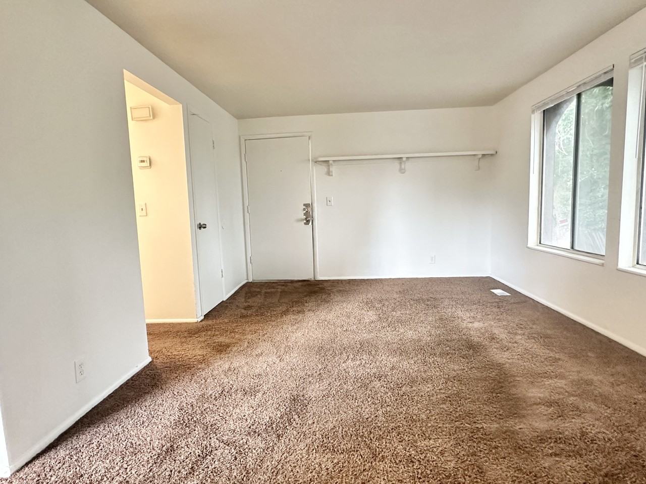 2175 South 300 East - Photo 4 of 17