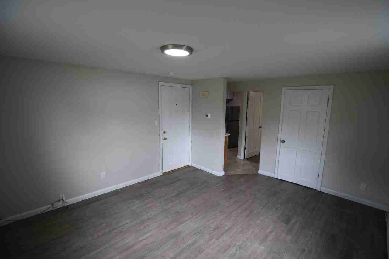 997 Broadway - Photo 5 of 9