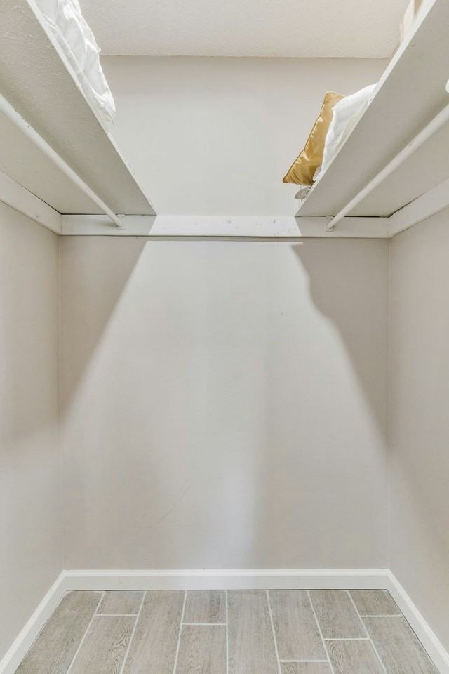 3410 Green Briar Circle, Unit B - Photo 6 of 8