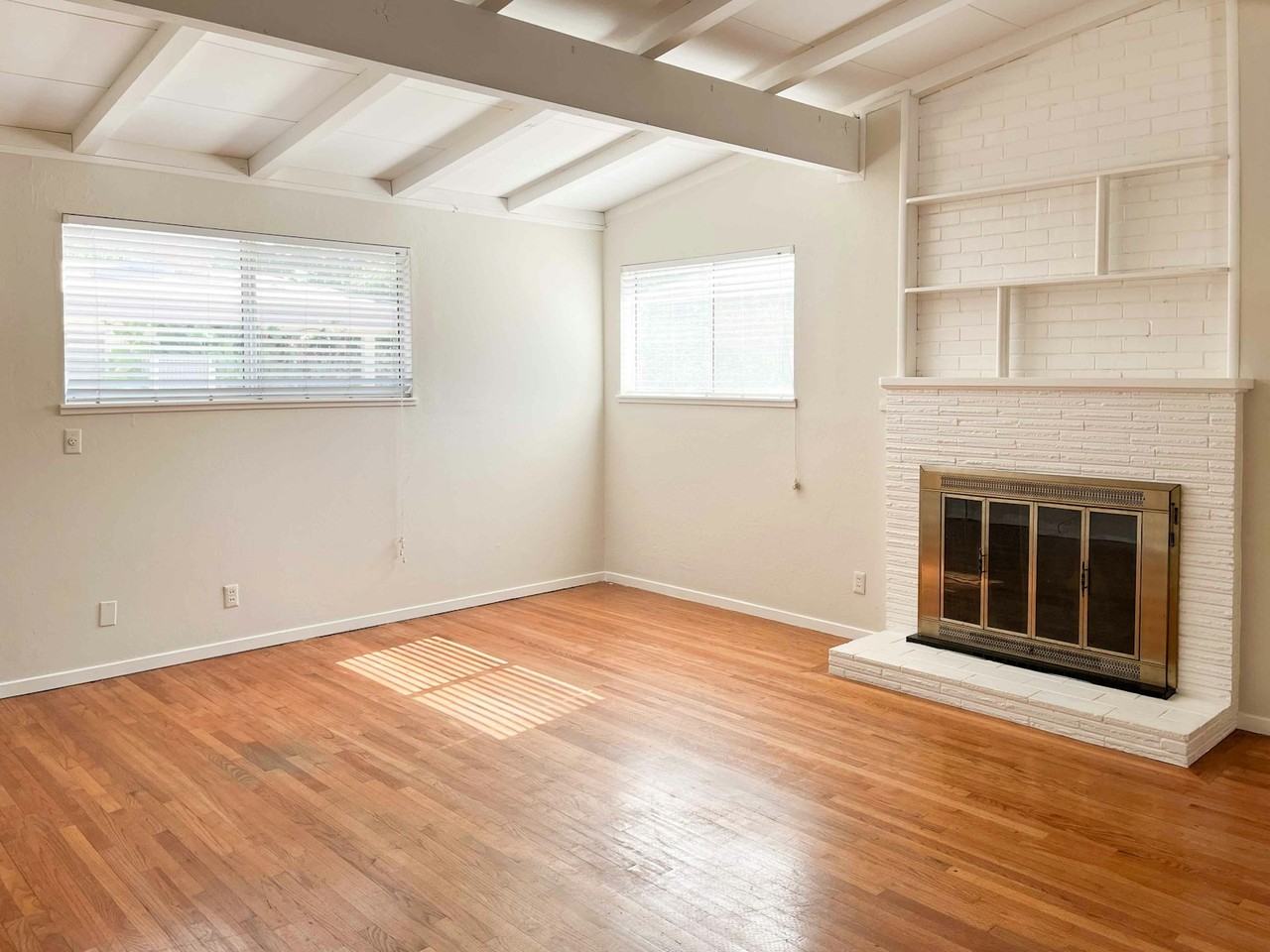3716 Brownson Street, Unit A - Photo 2 of 8