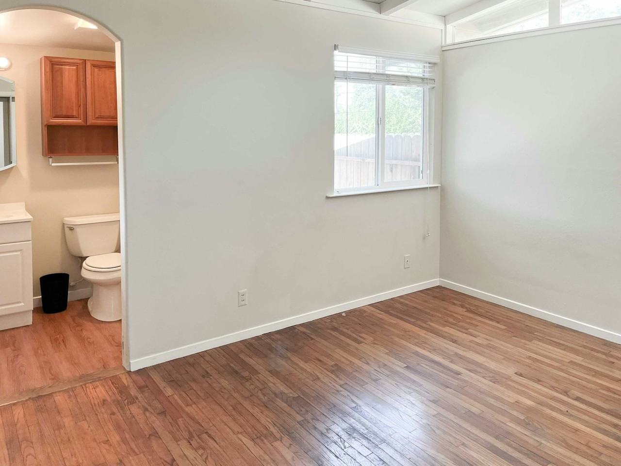 3716 Brownson Street, Unit A - Photo 5 of 8