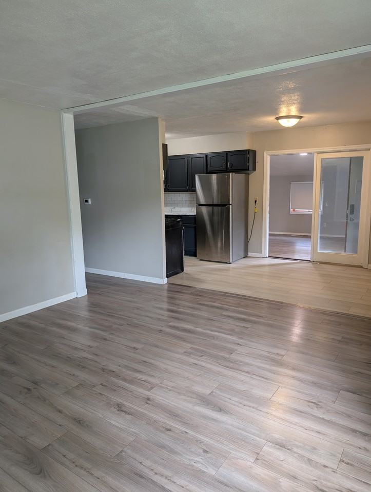 1003 N 5th St #1 - Photo 5 of 21