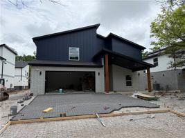 featured image of 916 N Sang Ave