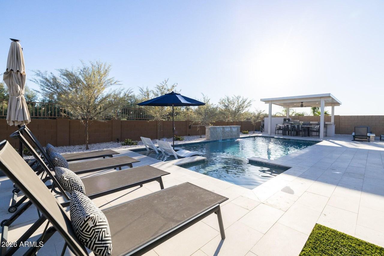 23045 E Via Las Brisas - Photo 4 of 39