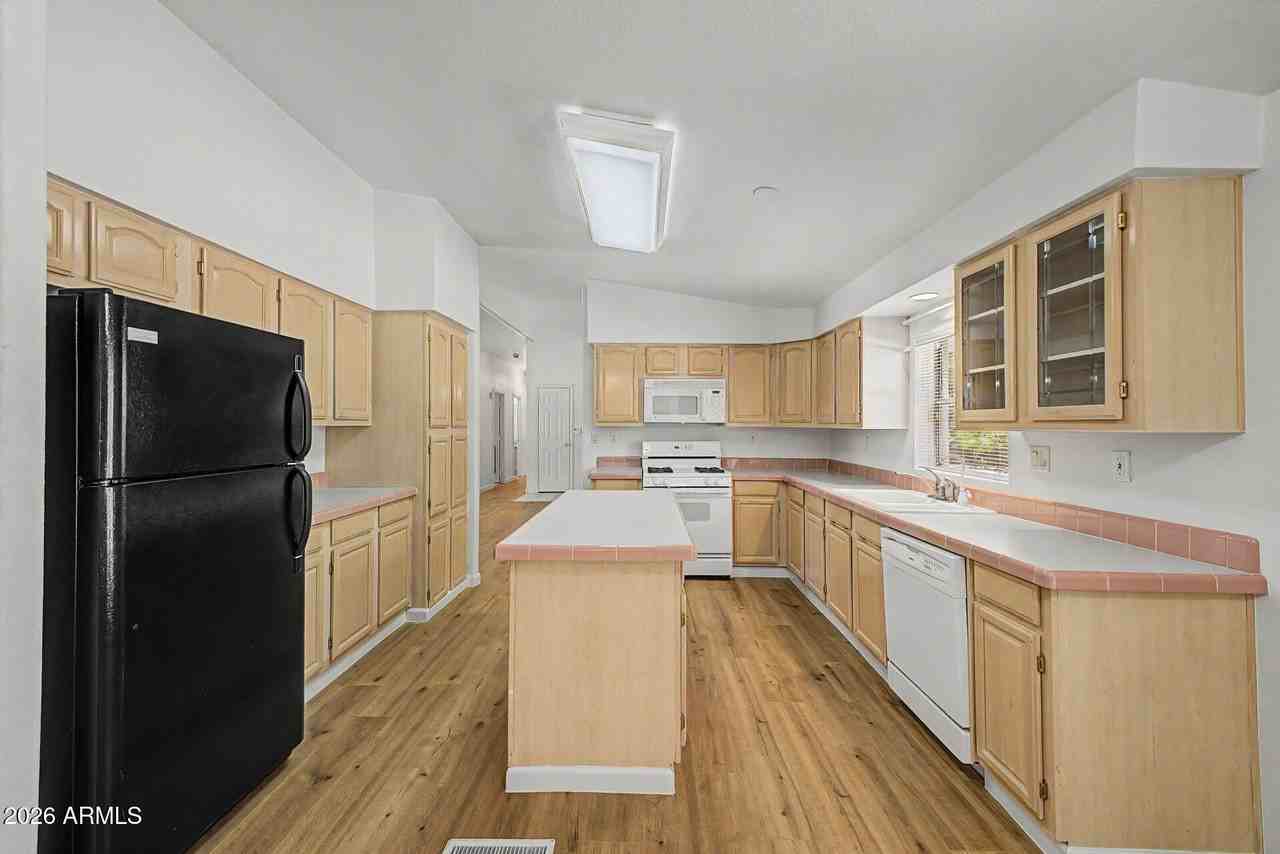 29319 N 203rd Ave - Photo 7 of 28