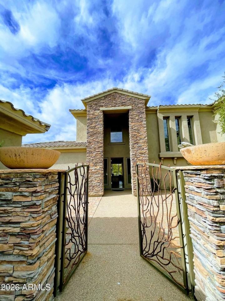 9778 E Jagged Peak Rd - Photo 5 of 37