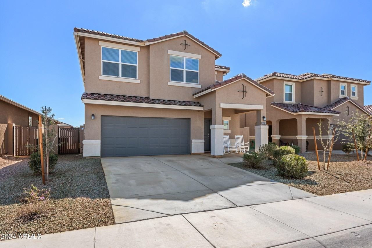 35419 W San Ildefanso Ave - Photo 5 of 38