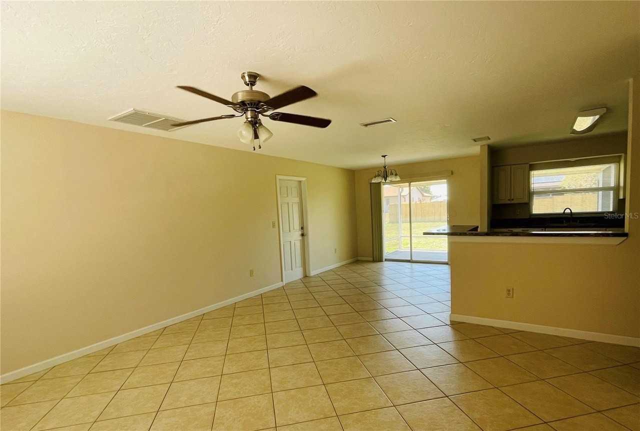 1506 Dewitt St - Photo 2 of 13