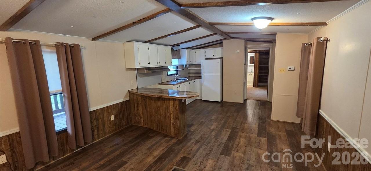 218 Overcash Rd - Photo 5 of 18