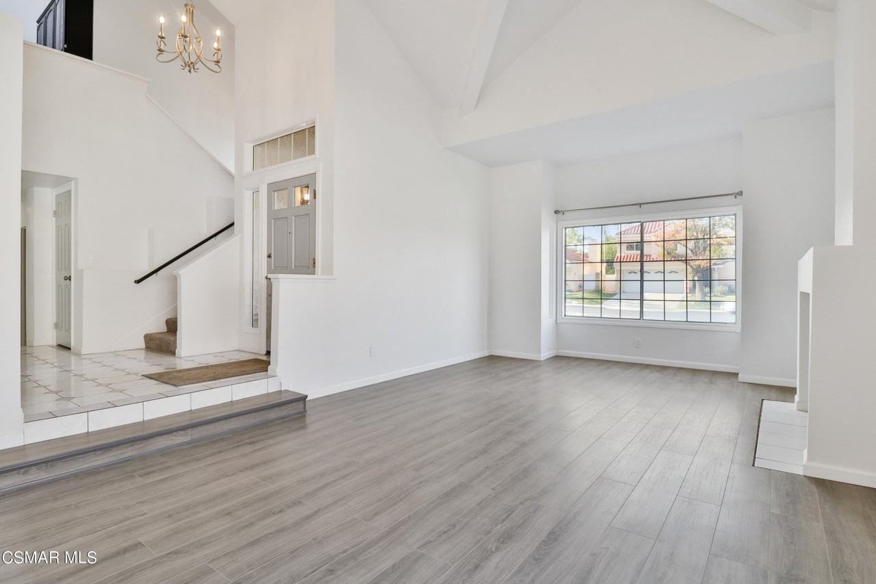 4590 Fern Valley Ct - Photo 7 of 37