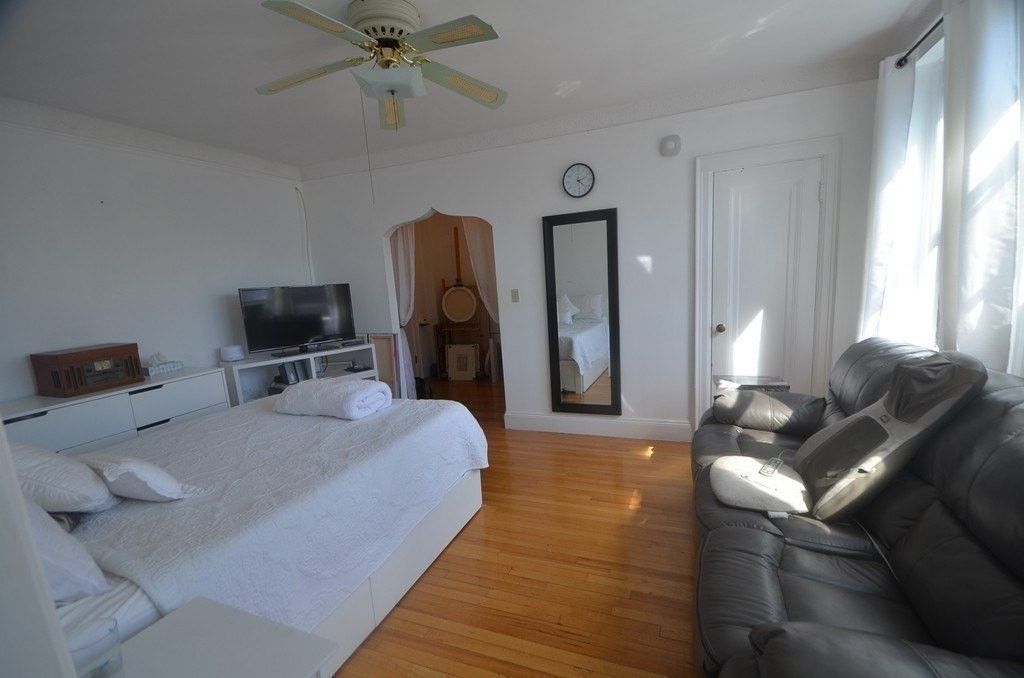141 Englewood Ave - Photo 3 of 25
