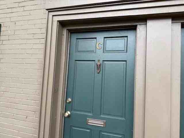 3077 Colonial Way #C - Photo 3 of 16
