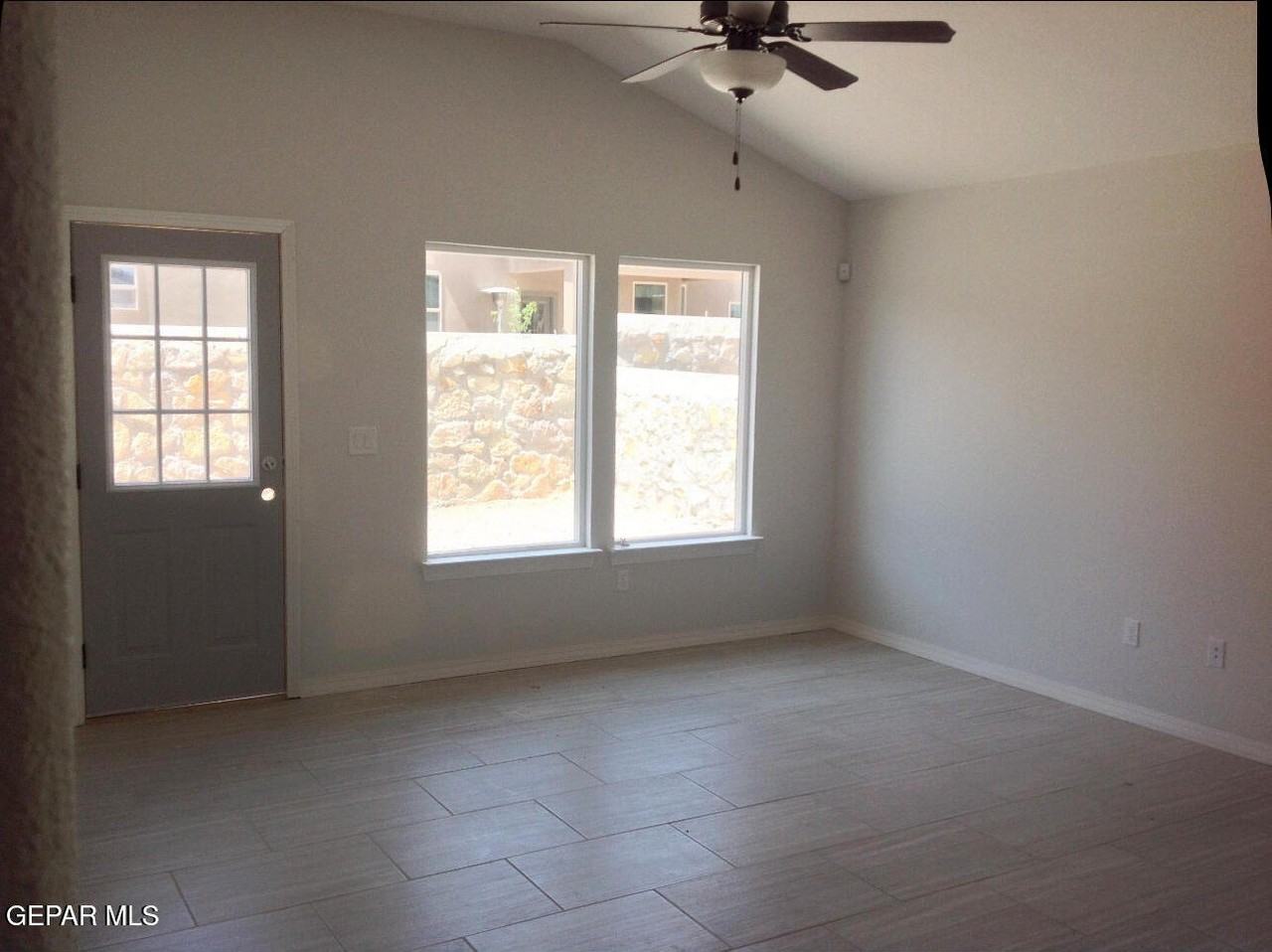 457 Josefa Cerezerez Street - Photo 5 of 6