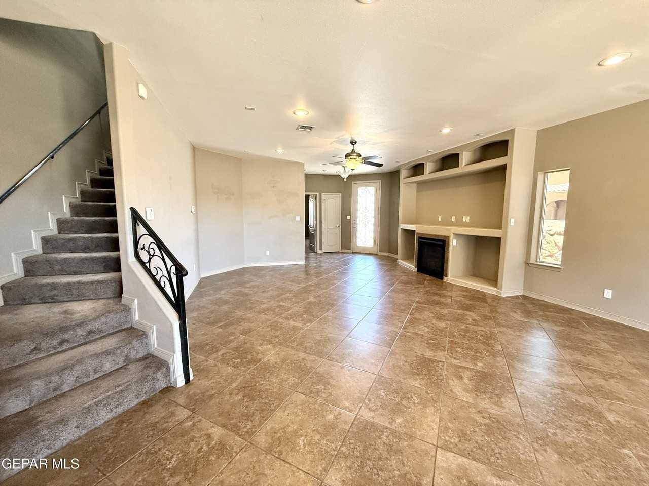 3712 Coco Palm - Photo 5 of 33