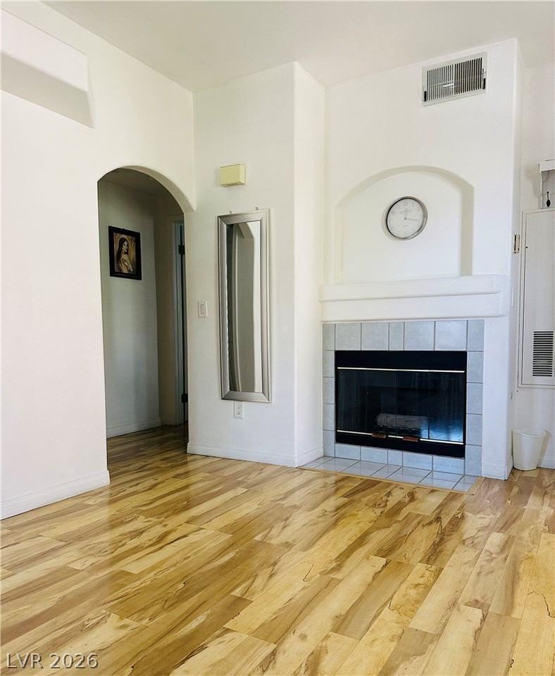 517 Indian Bluff St #202 - Photo 2 of 21