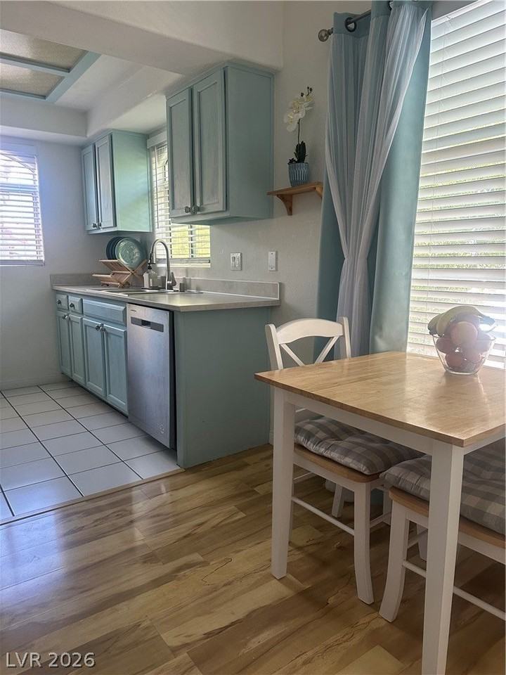 517 Indian Bluff St #202 - Photo 6 of 21