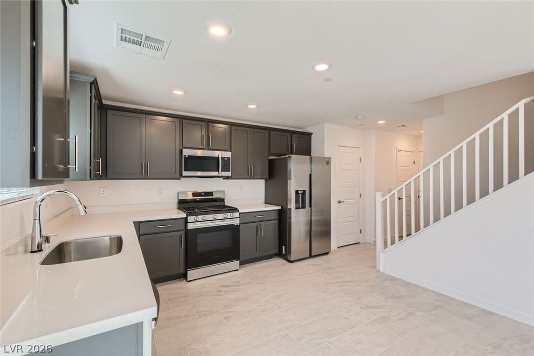 313 Bay Village Pl - Photo 2 of 25