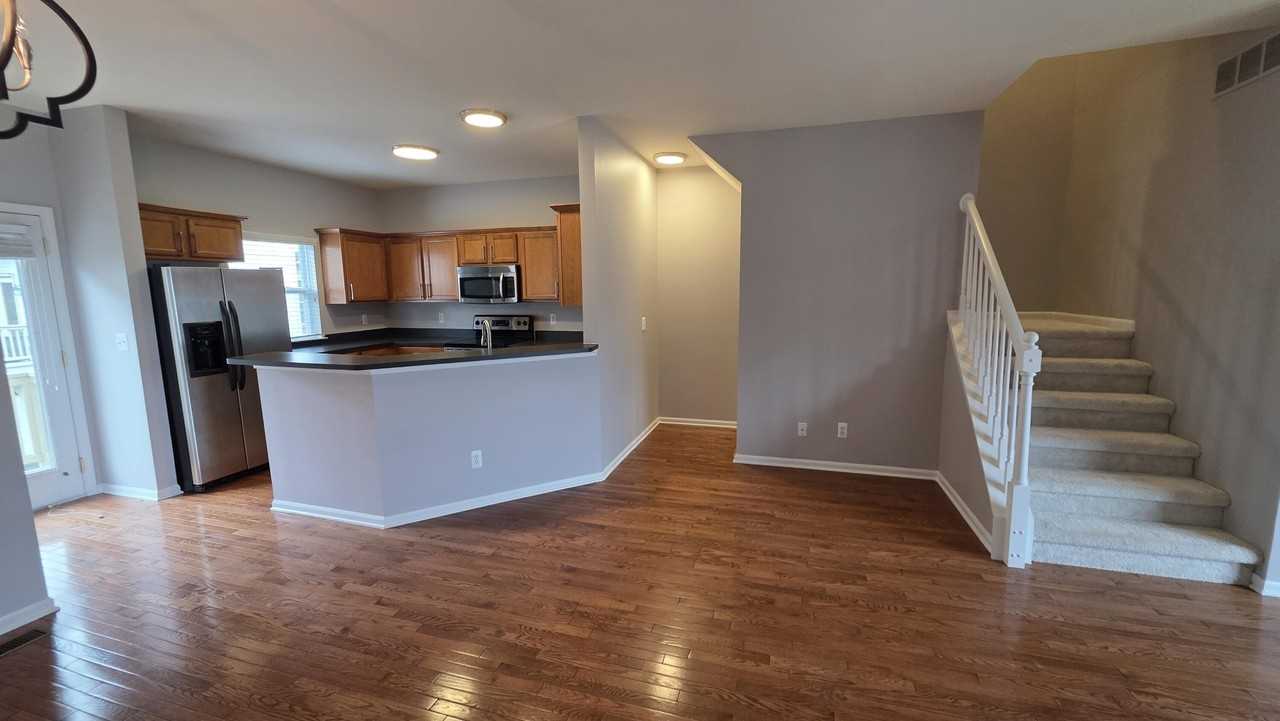 1547 Cass Lake Rd - Photo 3 of 23