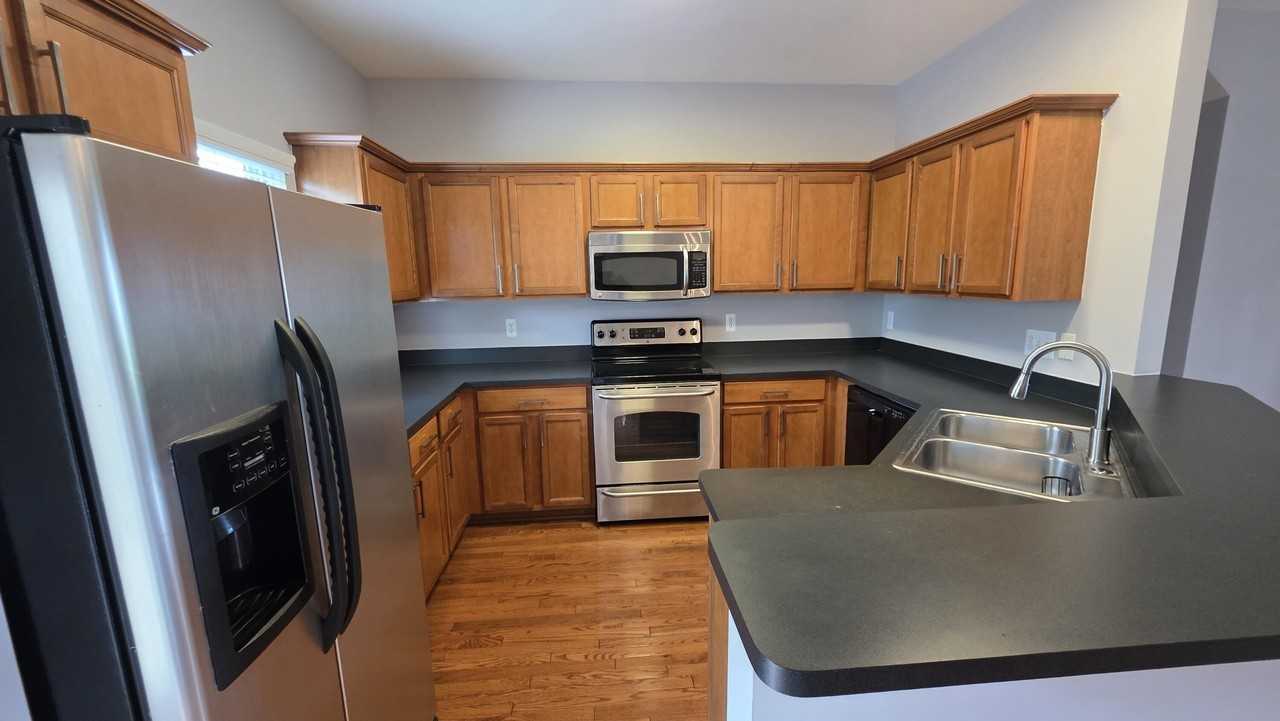 1547 Cass Lake Rd - Photo 4 of 23