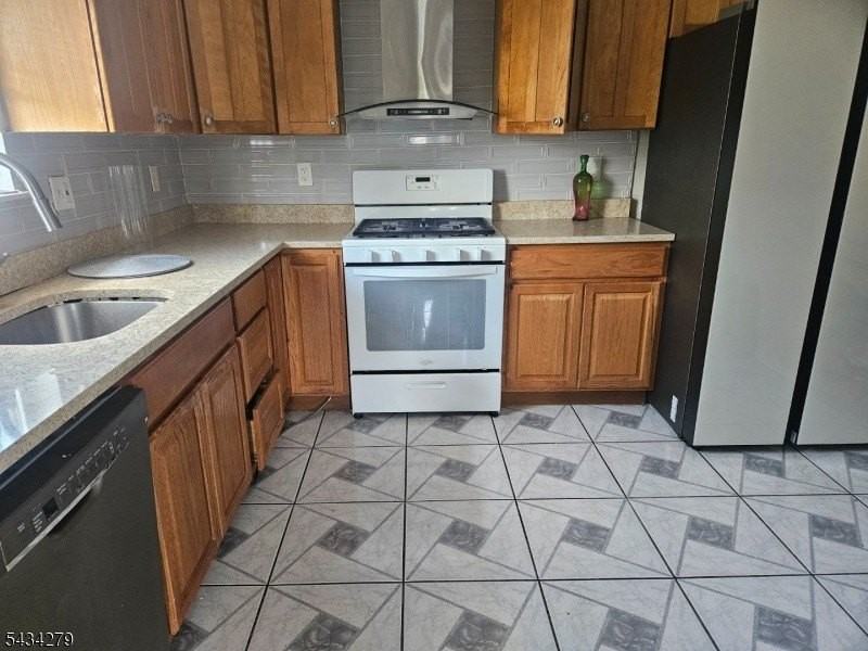 341 Yale Ave - Photo 7 of 19