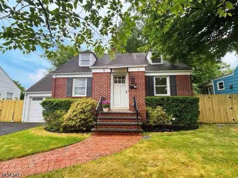 174 N Passaic Ave - Photo 2 of 14
