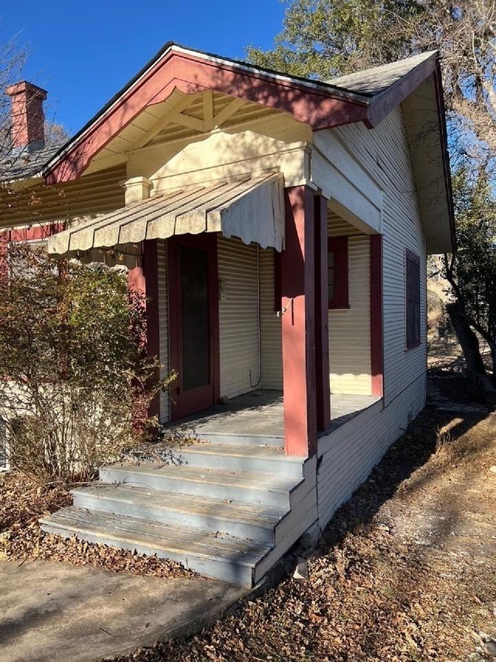 820 Wheless Ave - Photo 3 of 13