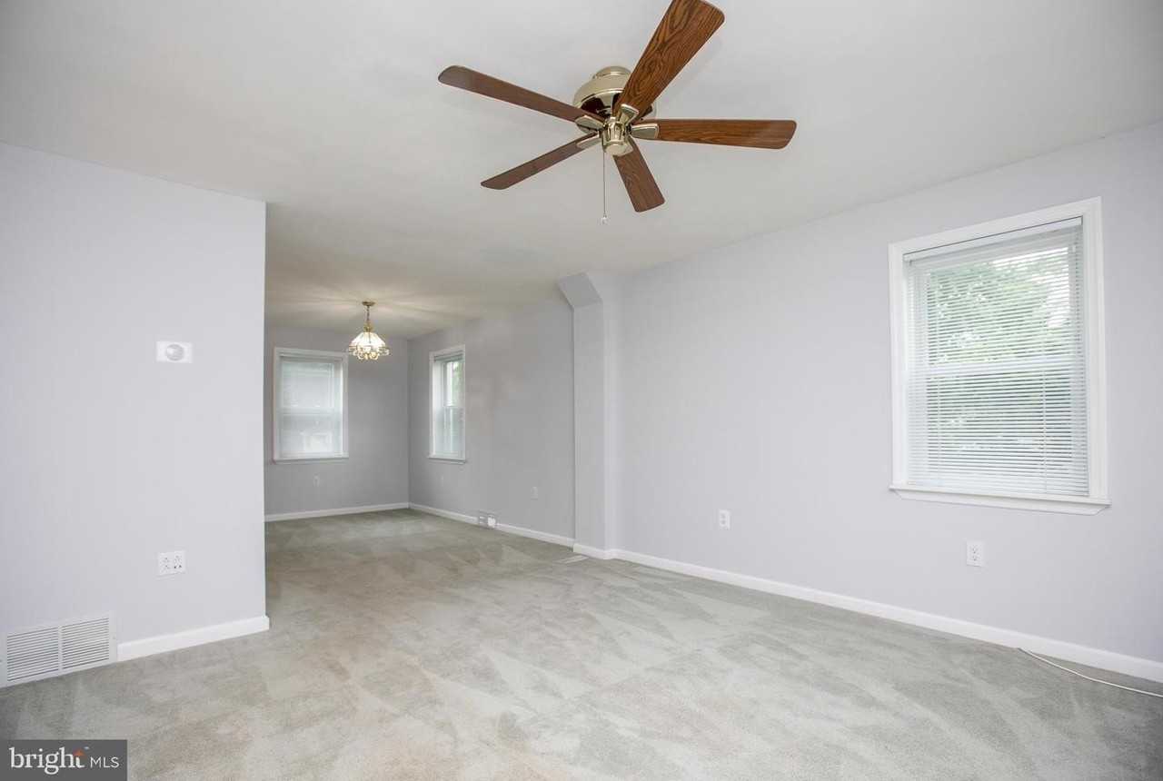 1726 Redwood Ave - Photo 3 of 29