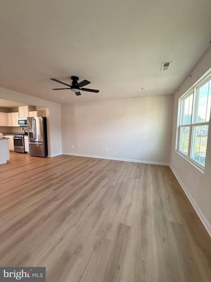 14 Snickers Ct - Photo 7 of 22