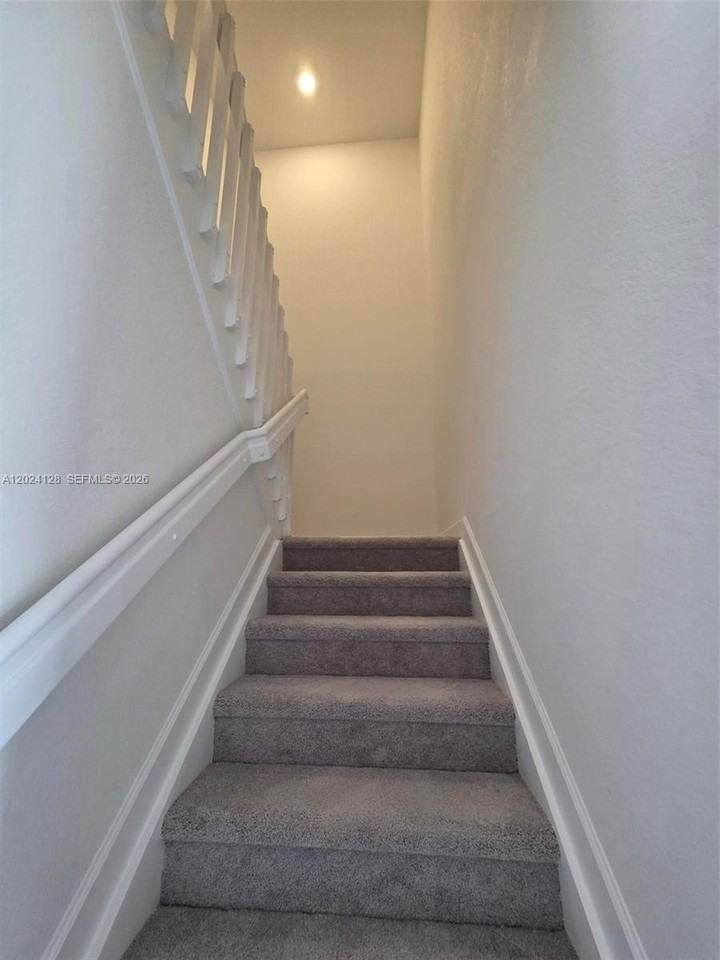 2764 Se 26th Ave #2764 - Photo 5 of 13