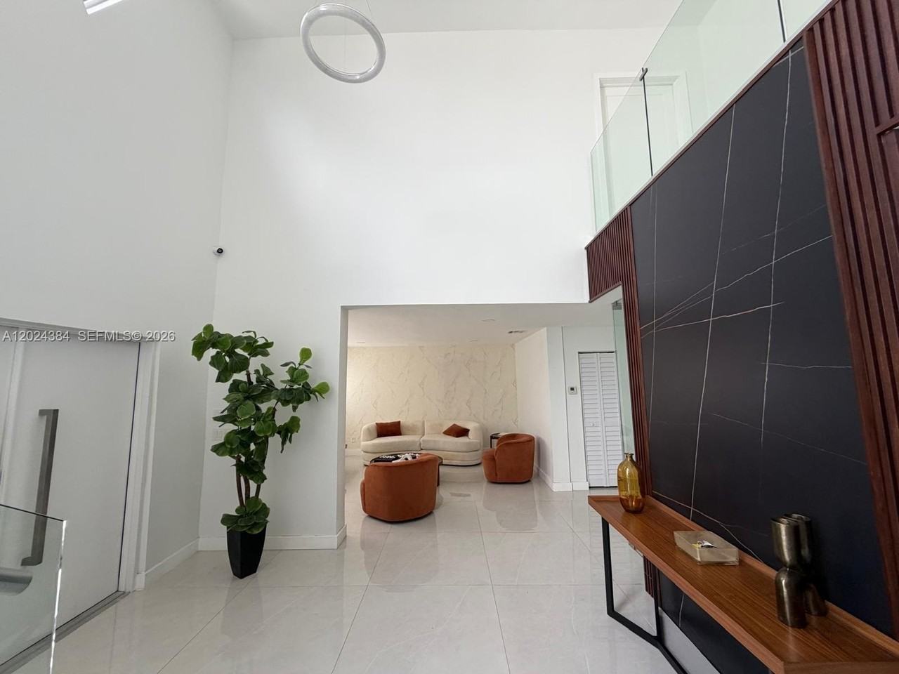 10462 Nw 130th St #1 - Photo 5 of 11