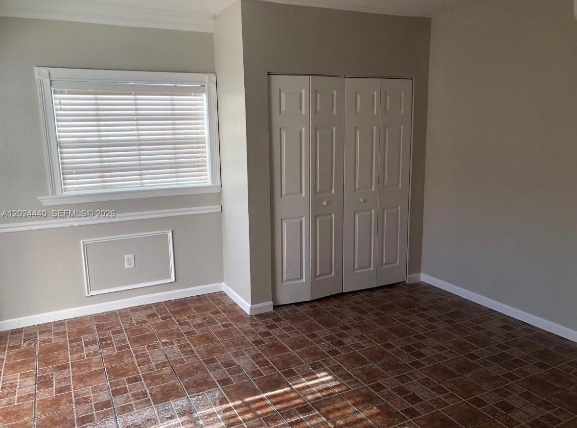 17649 Sw 142nd Ct - Photo 2 of 6