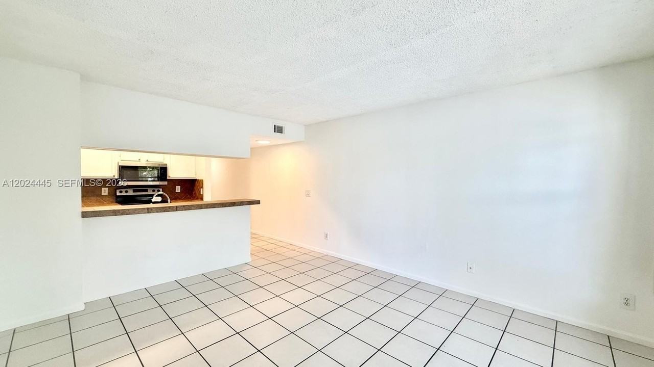 278 Cypress Point Dr #278 - Photo 3 of 15
